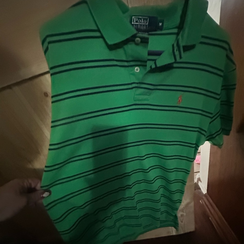 Polo by Ralph Lauren in excellent like new condition sz Medium